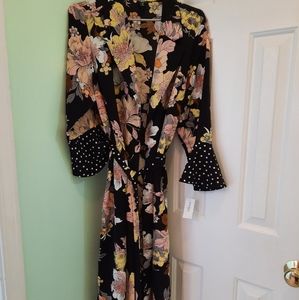Women's ROZ & ALI ROBE  sz 1x New